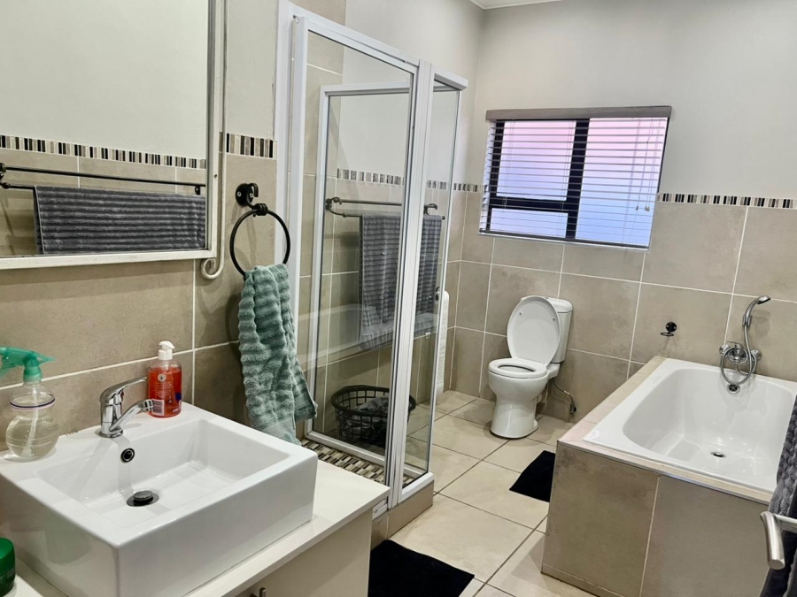 4 Bedroom Property for Sale in Cashan North West